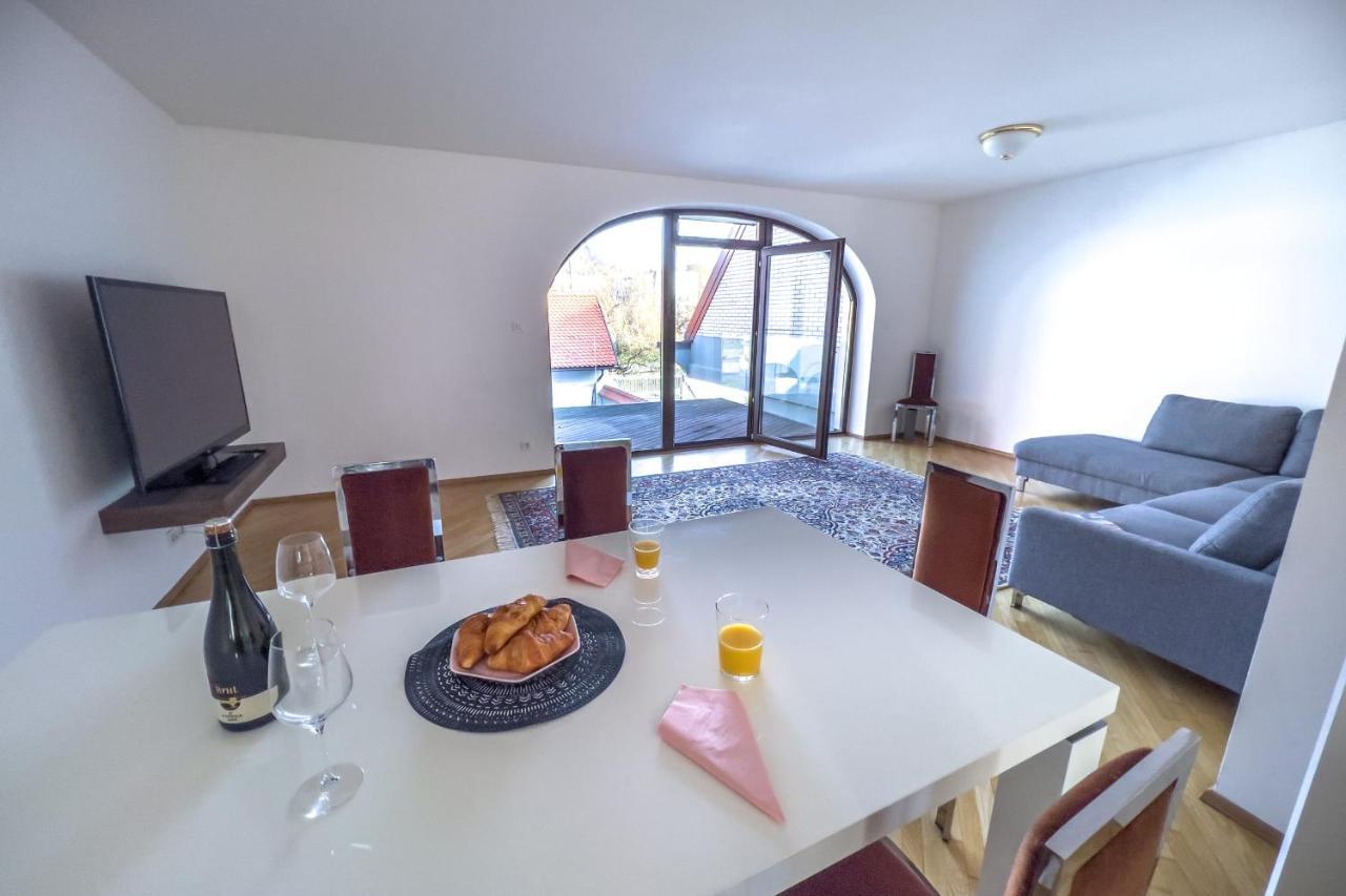Apartament Riverside Ljubljanica With Private Parking Lublana Zewnętrze zdjęcie